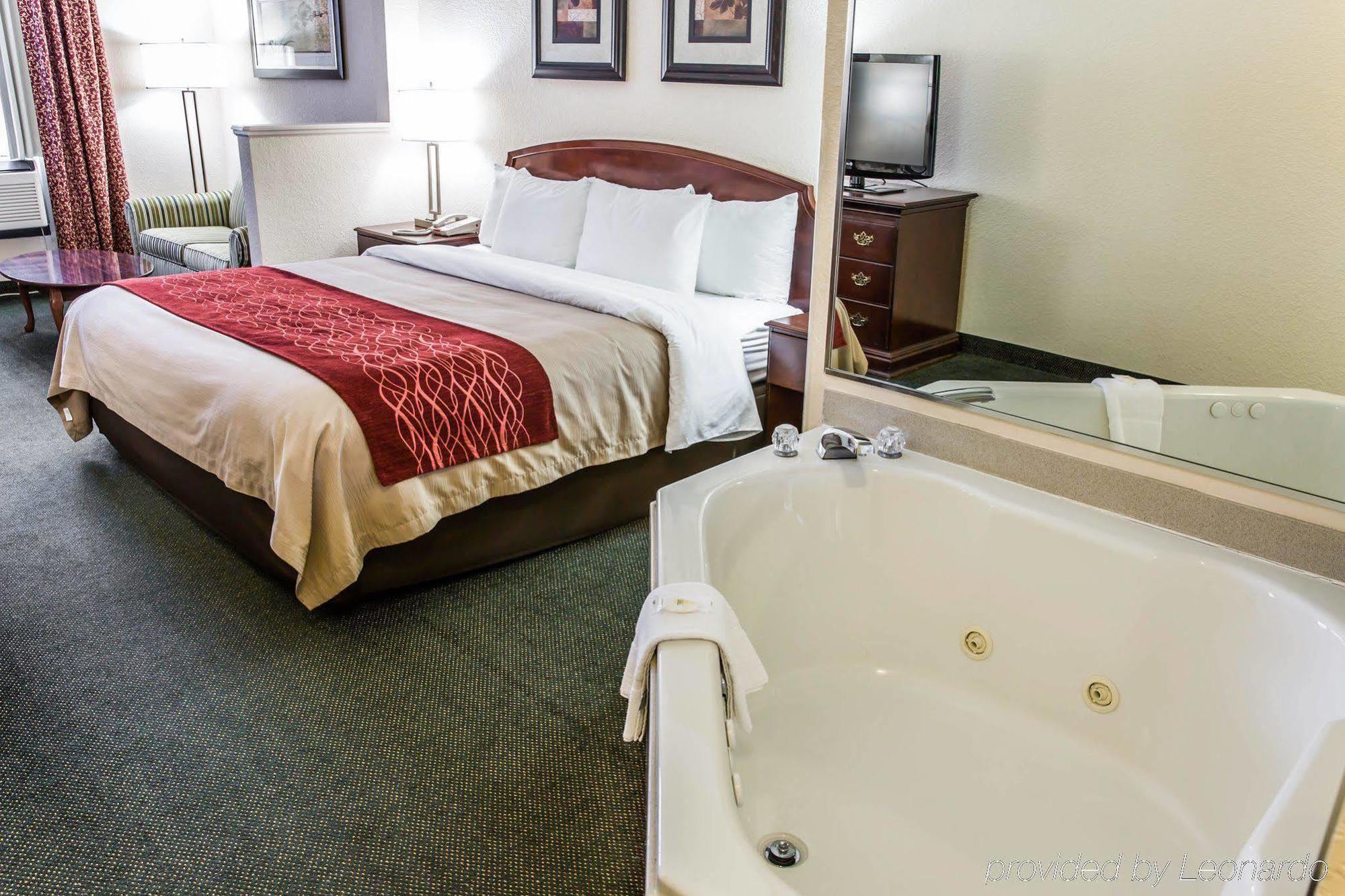 Best Western Shallotte / Ocean Isle Beach Hotel Esterno foto